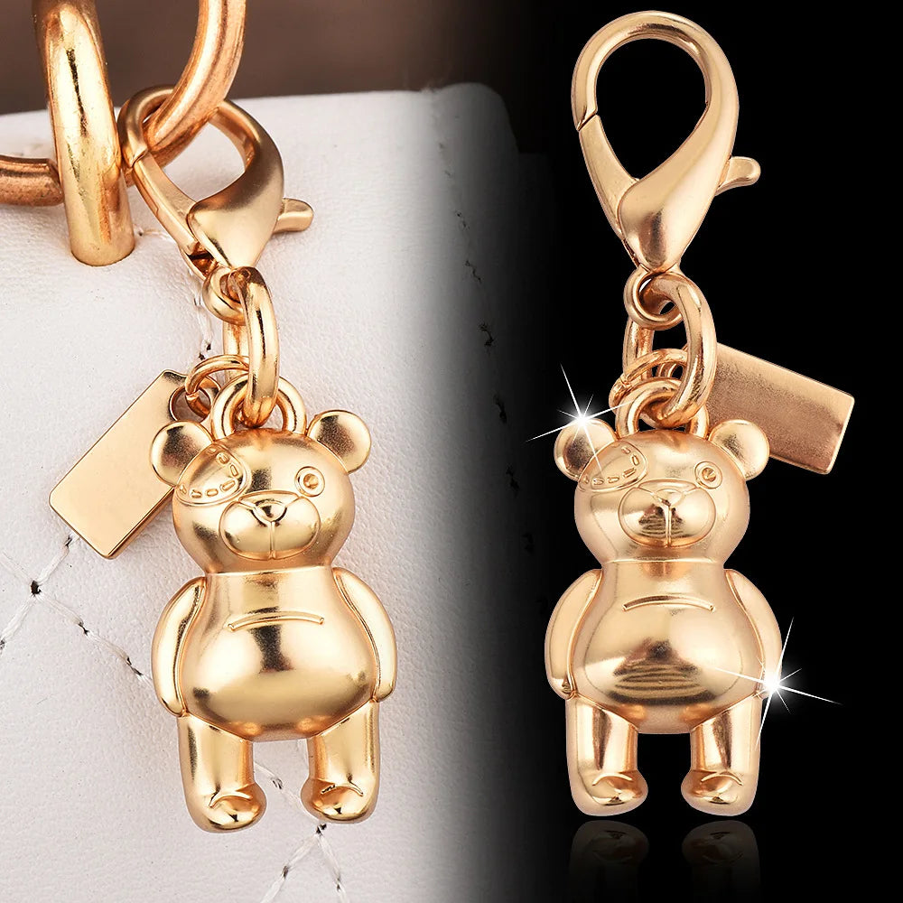 Mini Charm „Bear“ – Eleganter Schlüsselanhänger in Goldoptik